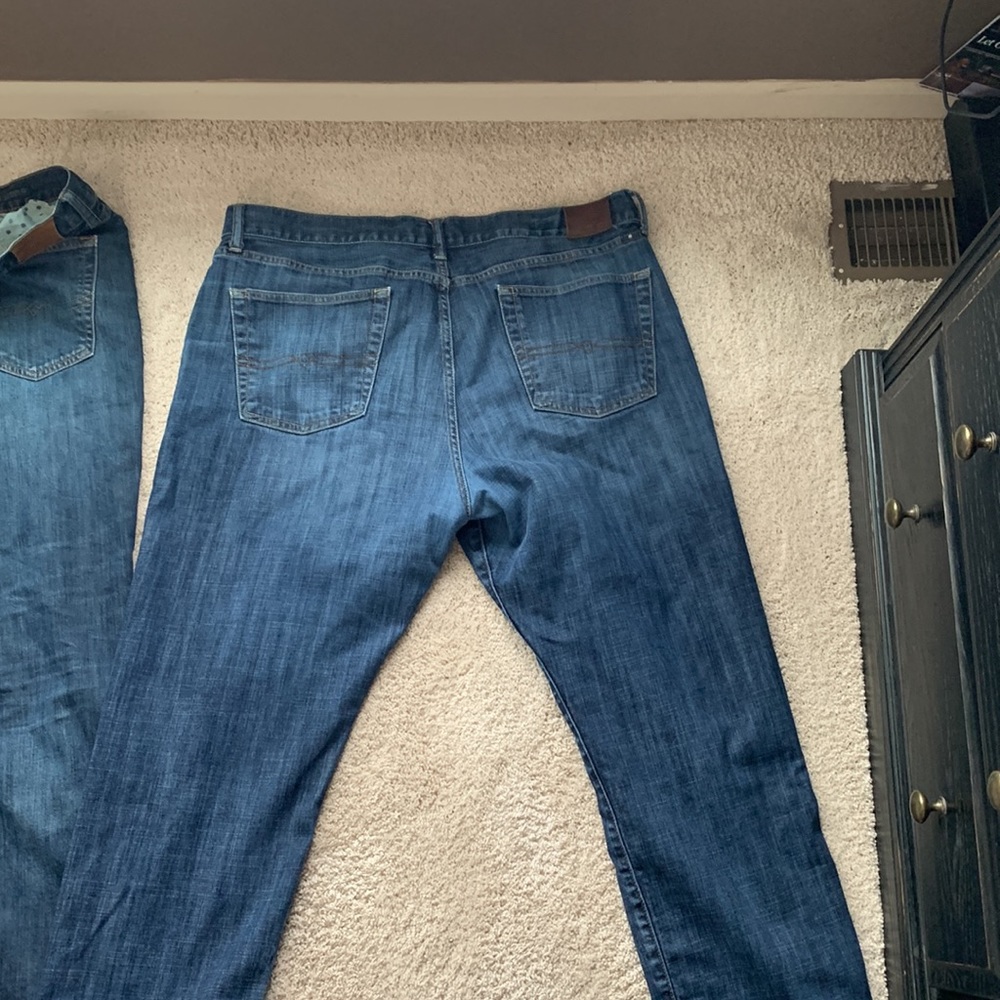 Used - Picture 3 of 3